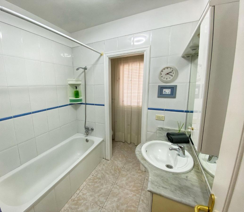 Hugo'S Holiday Apartment In Costa Del Silencio Arona  Ngoại thất bức ảnh